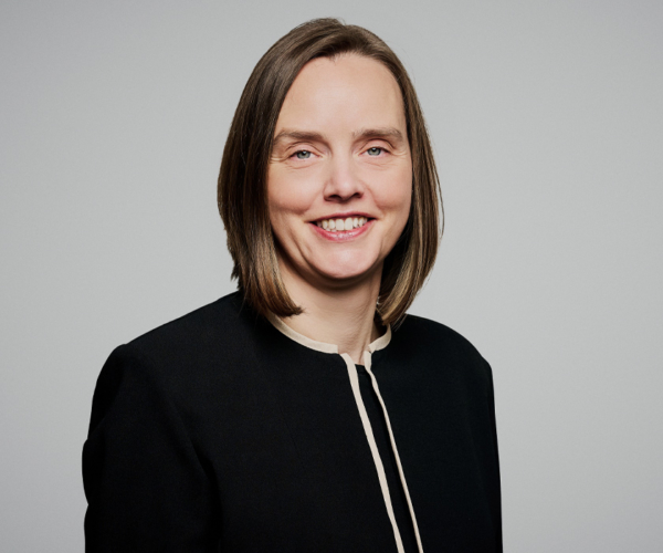 Stephanie Beard - Our People - Dalmore Capital