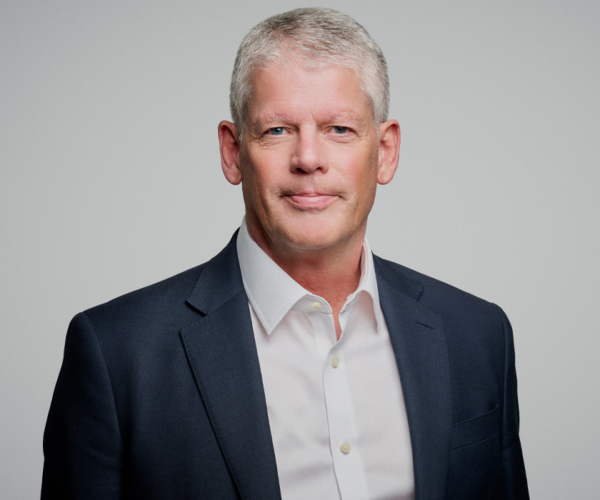 Stephen Gordon - Our People - Dalmore Capital